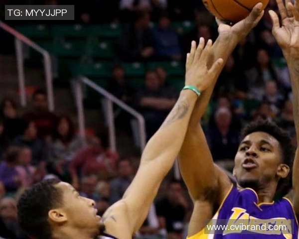 踢飞单刀绝杀！塞斯科深感遗憾，向斯洛文尼亚球迷真诚道歉