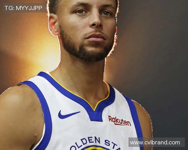 路易斯赛前合练状态良好，蒋圣龙停赛金顺凯或迎首发机会