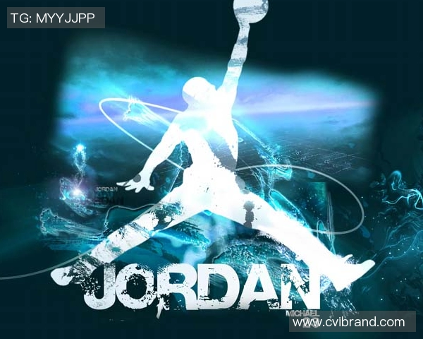 钟楚曦:用汗水雕刻完美身材,努力与毅力成就独特魅力 钟楚曦:用汗水雕刻完美身材,努力与毅力成就独特魅力